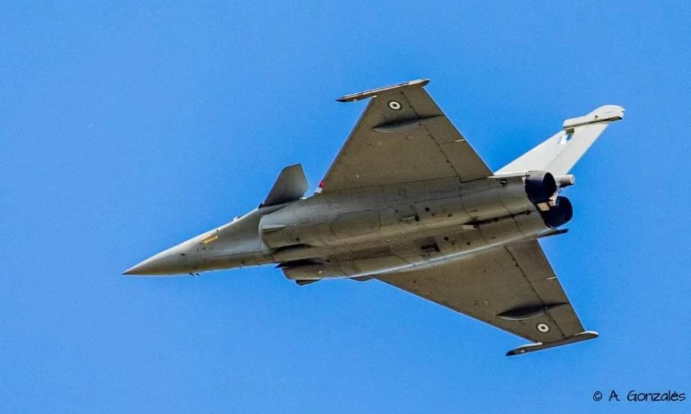 Μπήκαν τα εθνόσημα στα Rafale - Αντίστροφη μέτρηση για τον ερχομό τους στην Ελλάδα